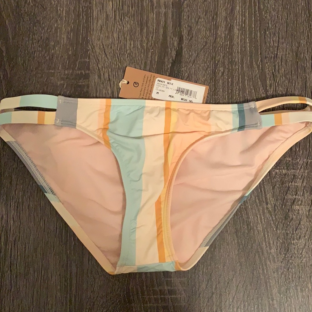 Billabong “Feelin Salty” low rider bikini bottom